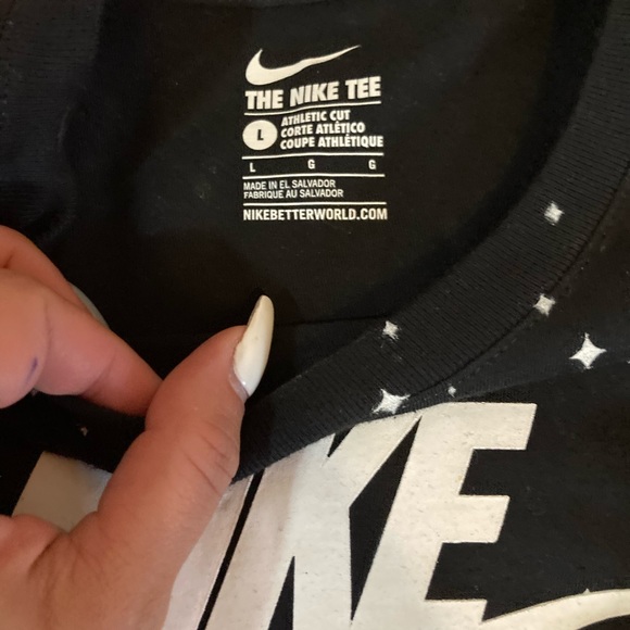 NWOT Nike T Shirt 👕 - Picture 3 of 3